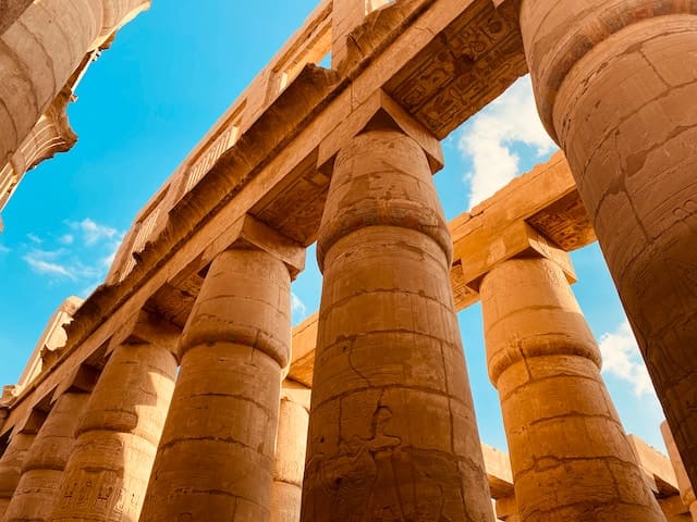 Oferta de viaje a Egipto especial - columnas templo de Karnak
