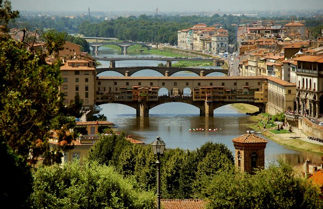 Puente Vecchio, visita imprescindible en tu itinerario por Florencia