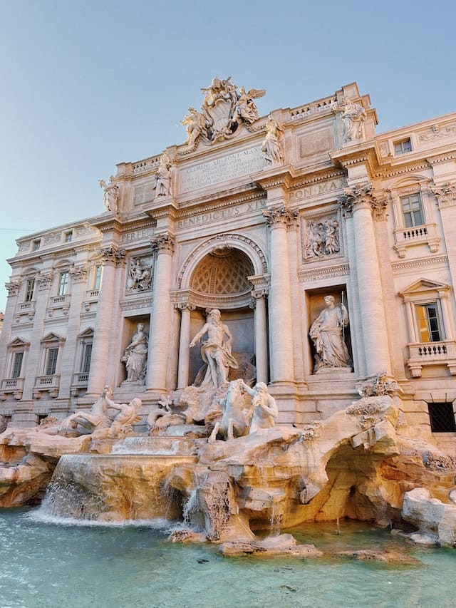 La Fontana di Trevi, visita imprescindible en tu itinerario de viaje en Roma