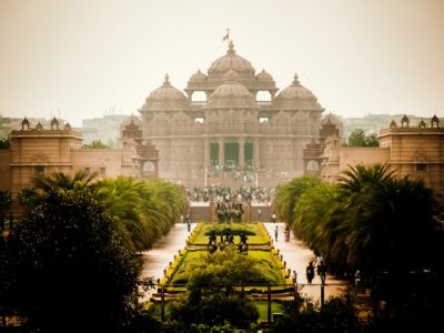 Visita al imponente Akshardham, símbolo espiritual y cultural