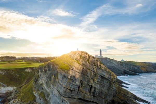 Oferta viaje en grupo a Cantabria y País Vasco