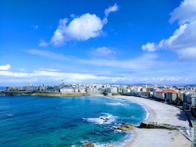 Visitar A Coruña y pasear por una de las ciudades más animadas de Galicia