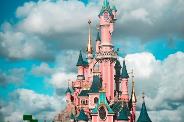 Visitar Disneyland París, gran experiencia en familia en Europa