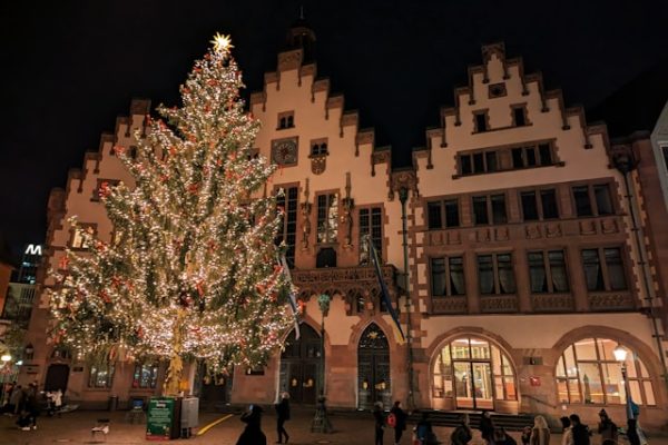 oferta-viaje-alemania-frankfurt-arbol-navidad
