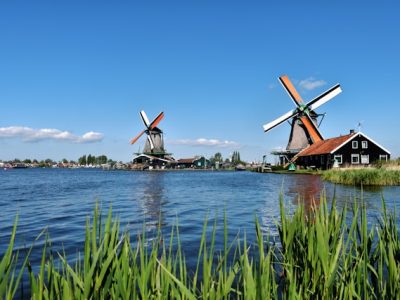 viaje-en-grupo-holanda-bélgica-molinos-Zaanse Schans