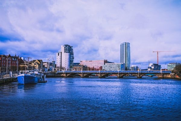 Belfast una para imprescindible en tu viaje en grupo a Dublín