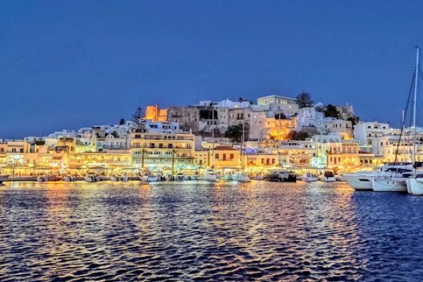 Paros, una parada imprescindible en tu viaje a las Islas Griegas