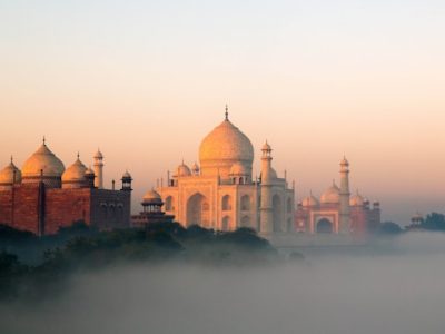Contemplar el Taj Mahal al amanecer