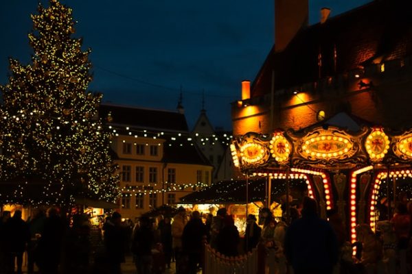 Disfruta de los mercadillos de Navidad de Tallin en tu escapada navideña